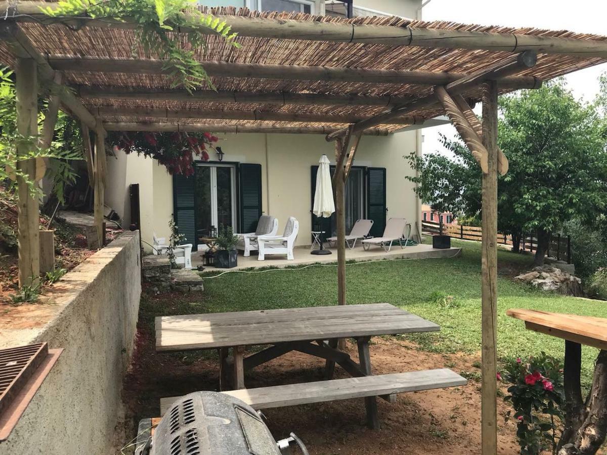 Chez Nikos Villa Kompítsion Exterior foto